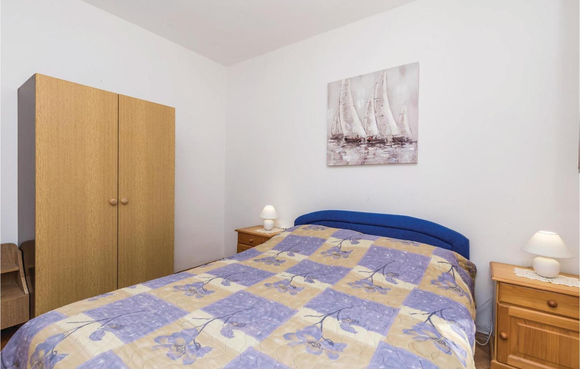 Stunning Apartment In Barbat-Rab With Wifi Barbat na Rabu Екстер'єр фото